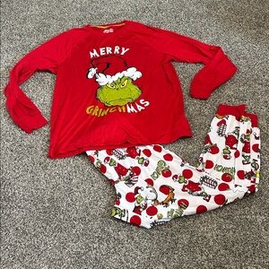 The Grinch Men's 2 piece Pajamas Size Large 42-44